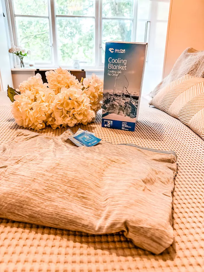 Transform Your Sleep: 5 Benefits of the Marchpower Cooling Blanket