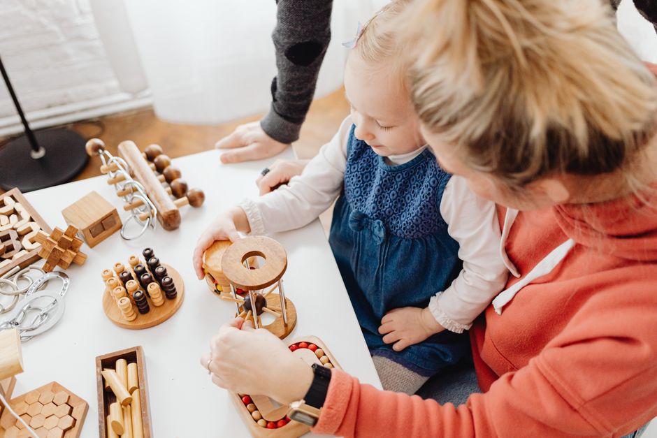 10 Indoor STEM Activities for Preschoolers Using Household Items