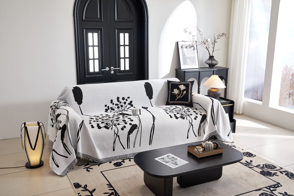 KASENTEX King Comforter Set vs Velvet Quilt: Which Family Bedding Upgrade Wins?